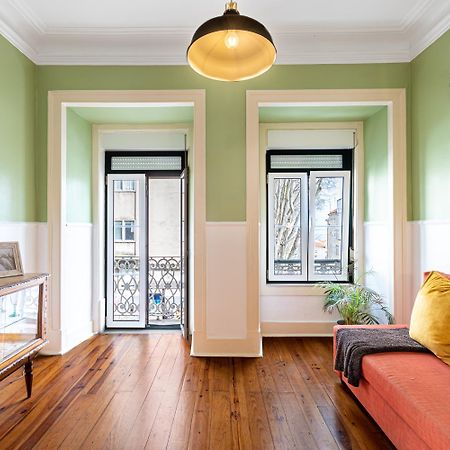Spacious Apartment With Terrace At Graca Lisboa Exteriör bild
