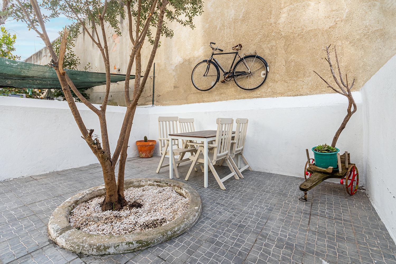 Spacious Apartment With Terrace At Graca Lisboa Exteriör bild